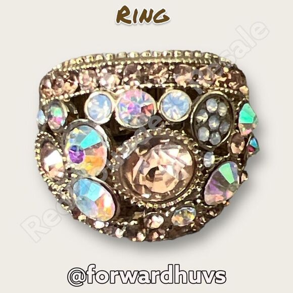 Bundle Sale 3 for $15 | Stretch Embellished Bling Ring Size 8-12 - Picture 3 of 9